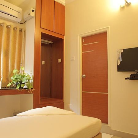 Our Nest Hotel ไฮเดอราบัด ภายนอก รูปภาพ