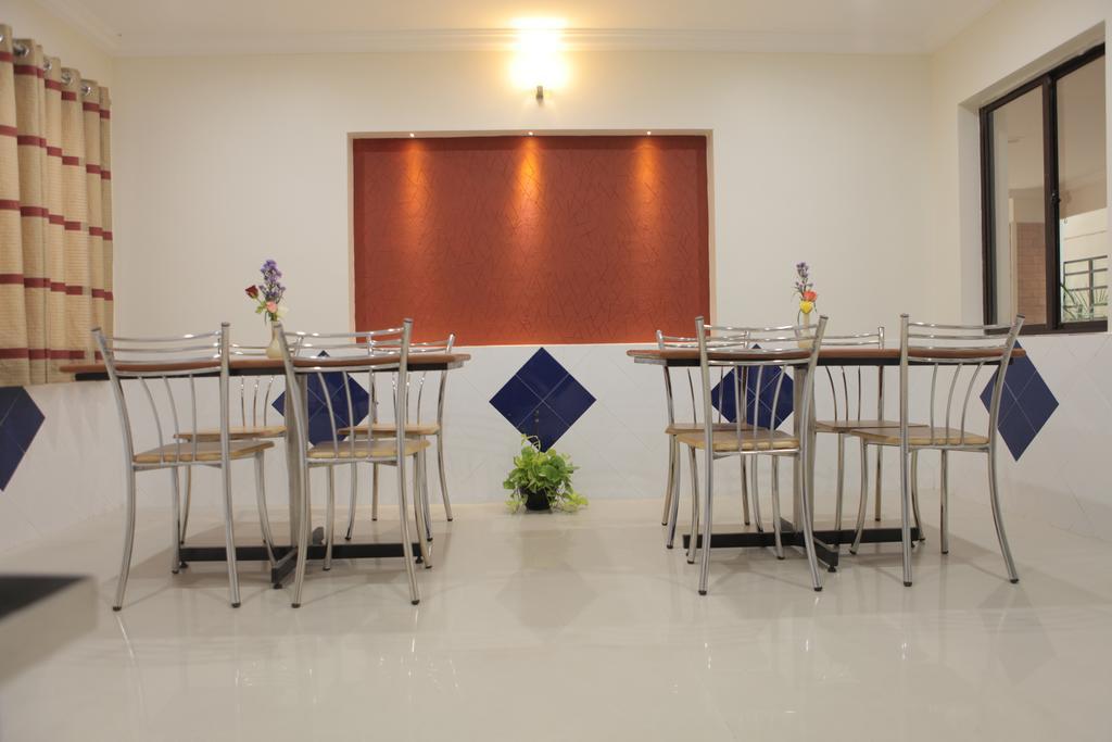 Our Nest Hotel ไฮเดอราบัด ภายนอก รูปภาพ
