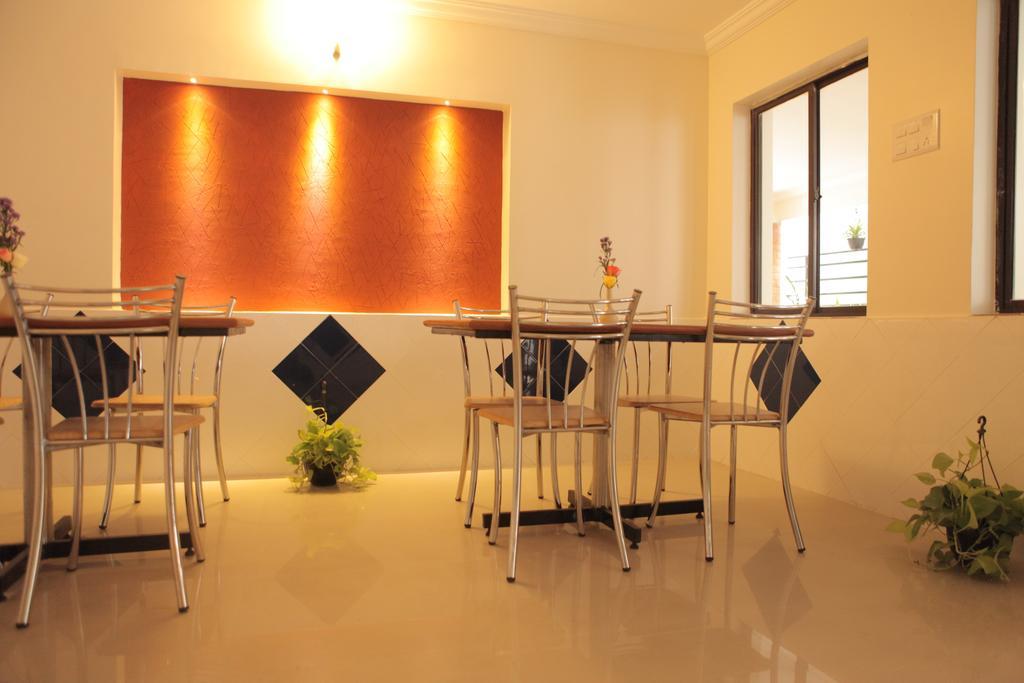 Our Nest Hotel ไฮเดอราบัด ภายนอก รูปภาพ