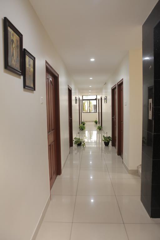 Our Nest Hotel ไฮเดอราบัด ภายนอก รูปภาพ