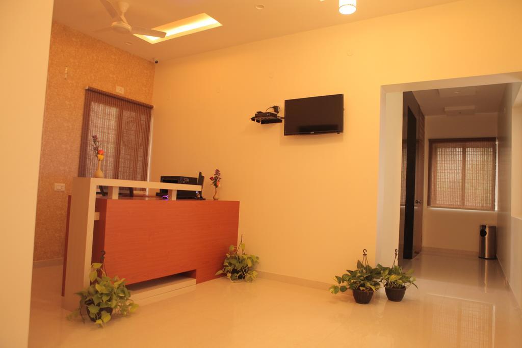 Our Nest Hotel ไฮเดอราบัด ภายนอก รูปภาพ